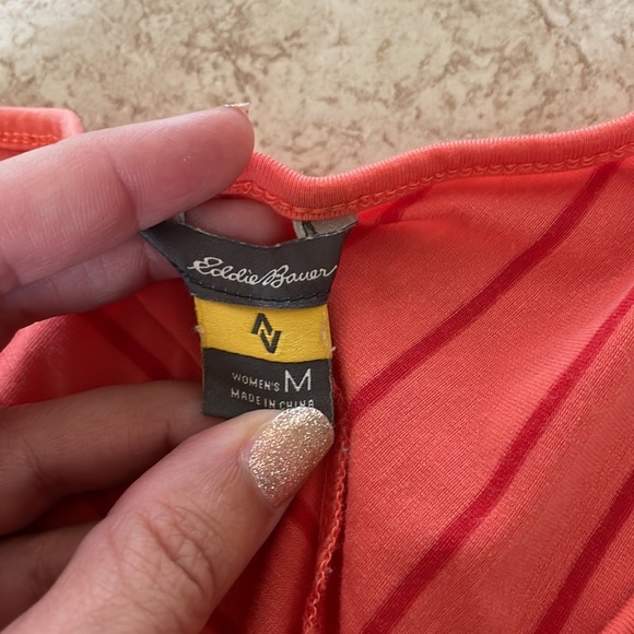 Eddie Bauer sleeveless top - Picture 3 of 3